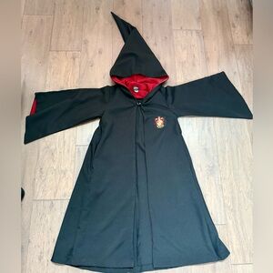 Universal Studios Authentic Harry Potter Gryffindor Cloak Robe, youth size xxxs